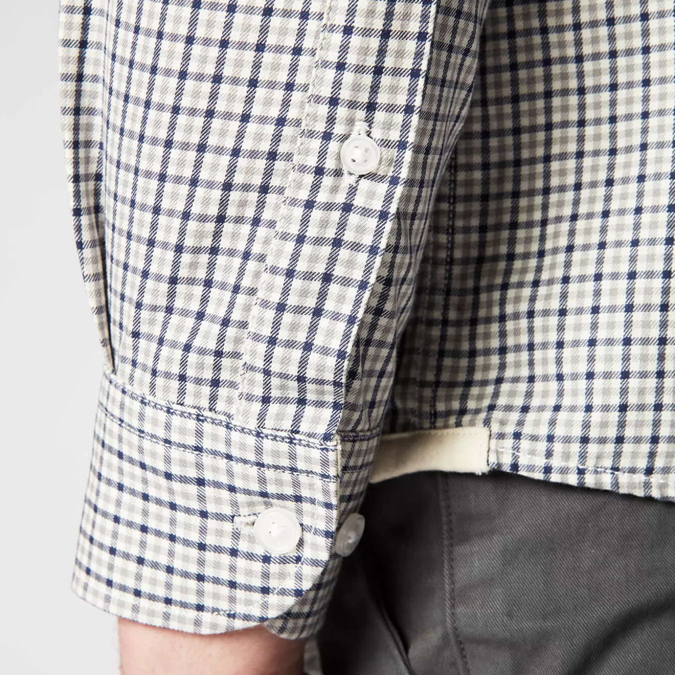 gray_plaid_long_sleeve_shirt_5.webp SERGE BLANCO® Shirts^Gray plaid long sleeve shirt